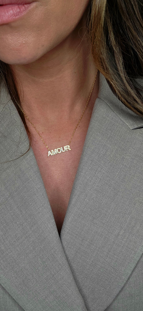 Amour necklace