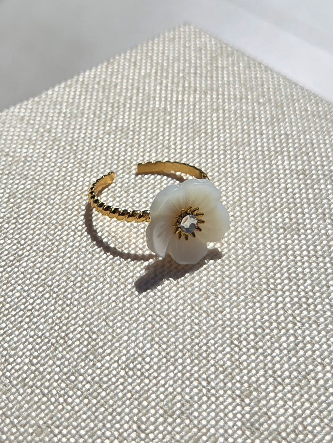 White Flower ring