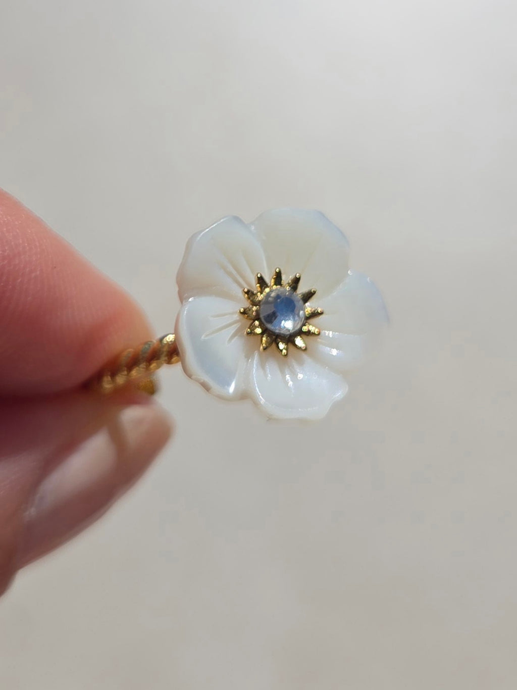 White Flower ring