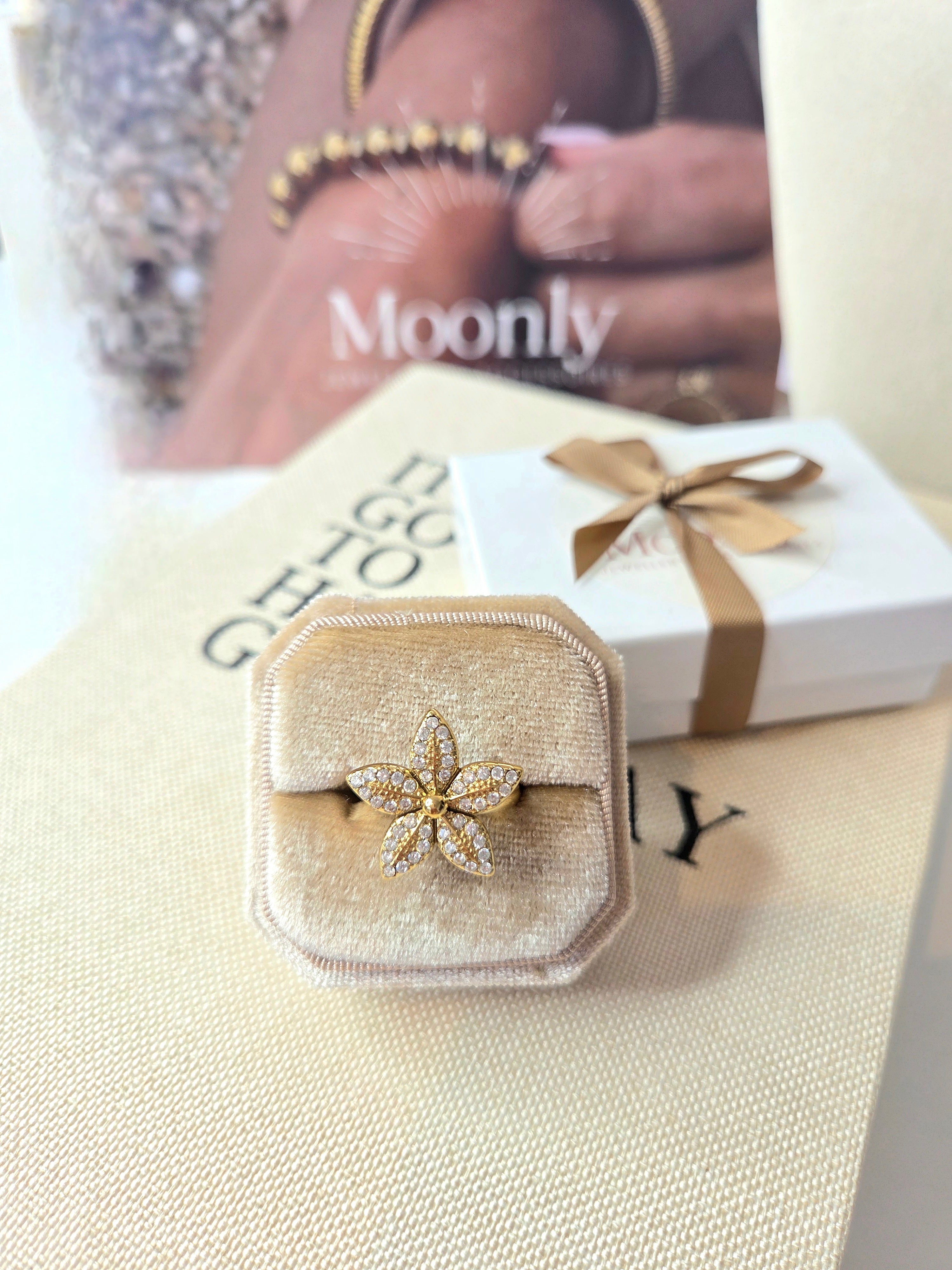 Jady Ring