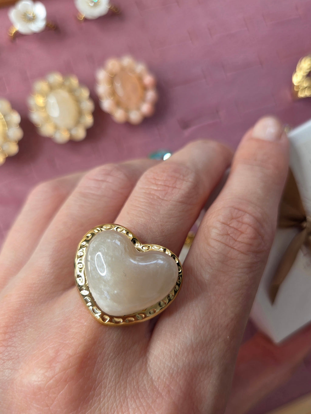 Pop of love ring