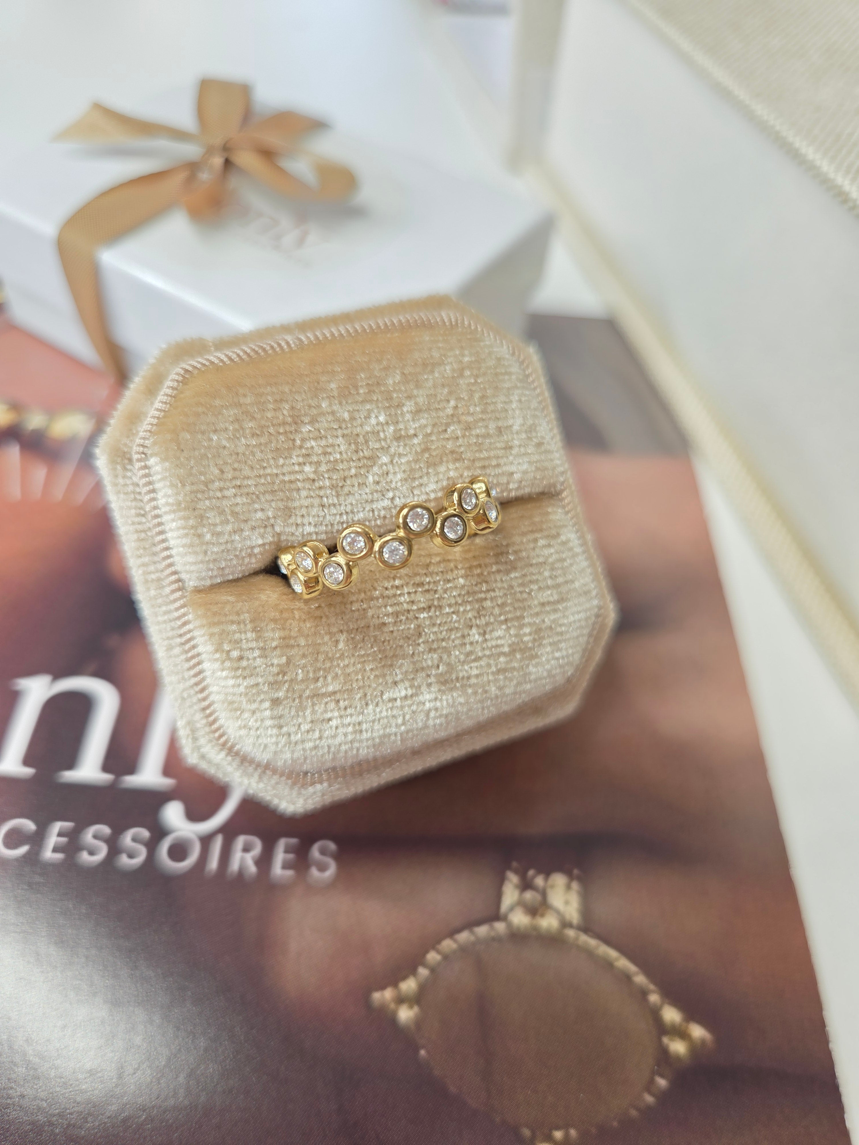 Suzy Ring