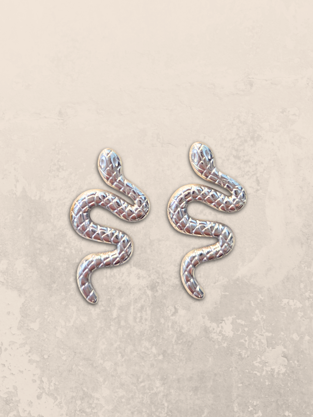Snake Studs Silver