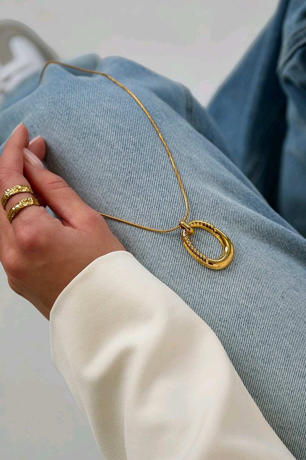 Oval Long Necklace