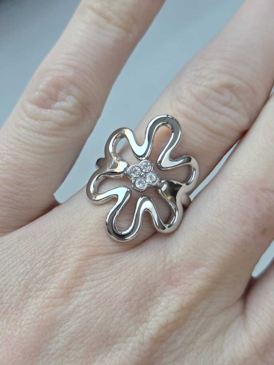 Blooming ring Silver