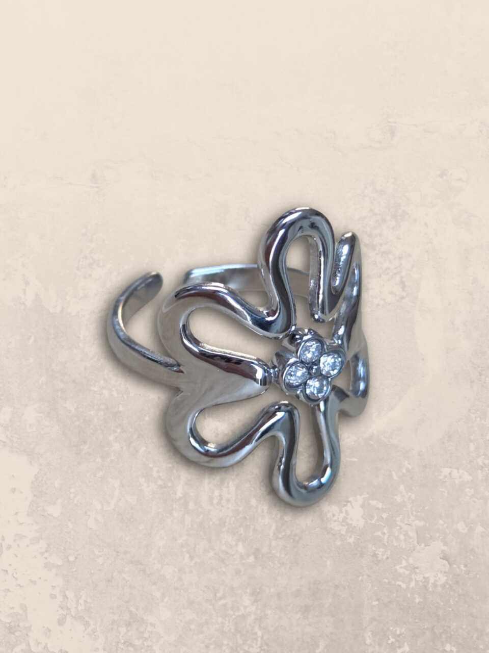 Blooming ring Silver
