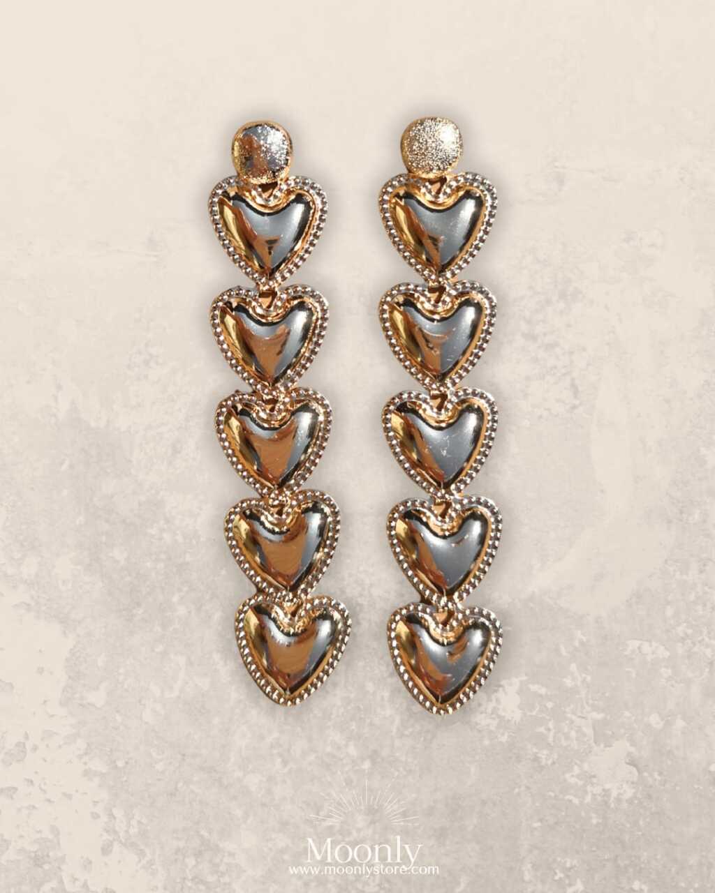 Divina Gold earrings