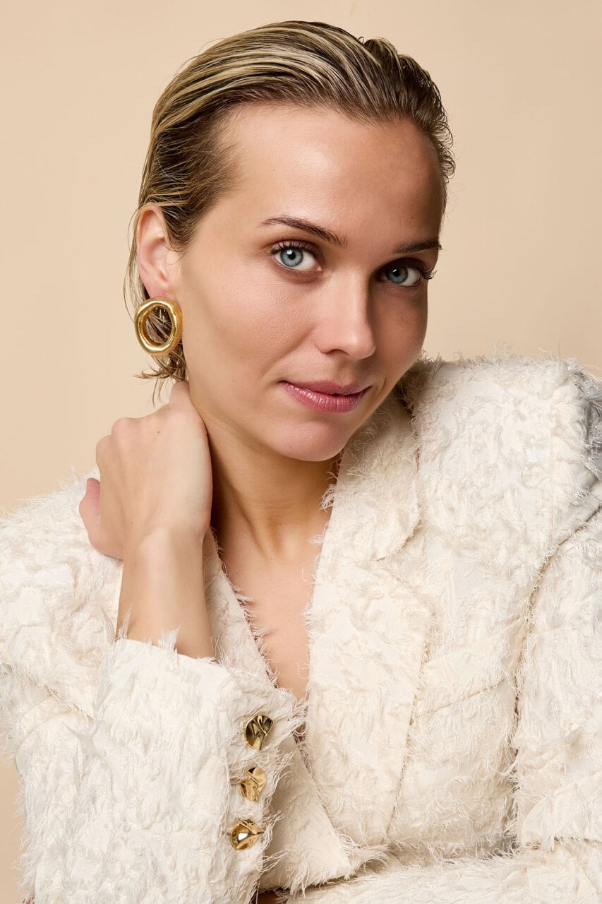 Gold Oval Earrings