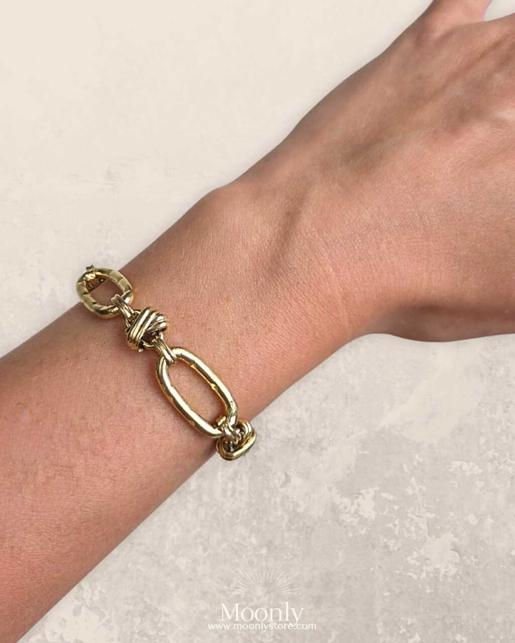 Nova Bracelet Gold