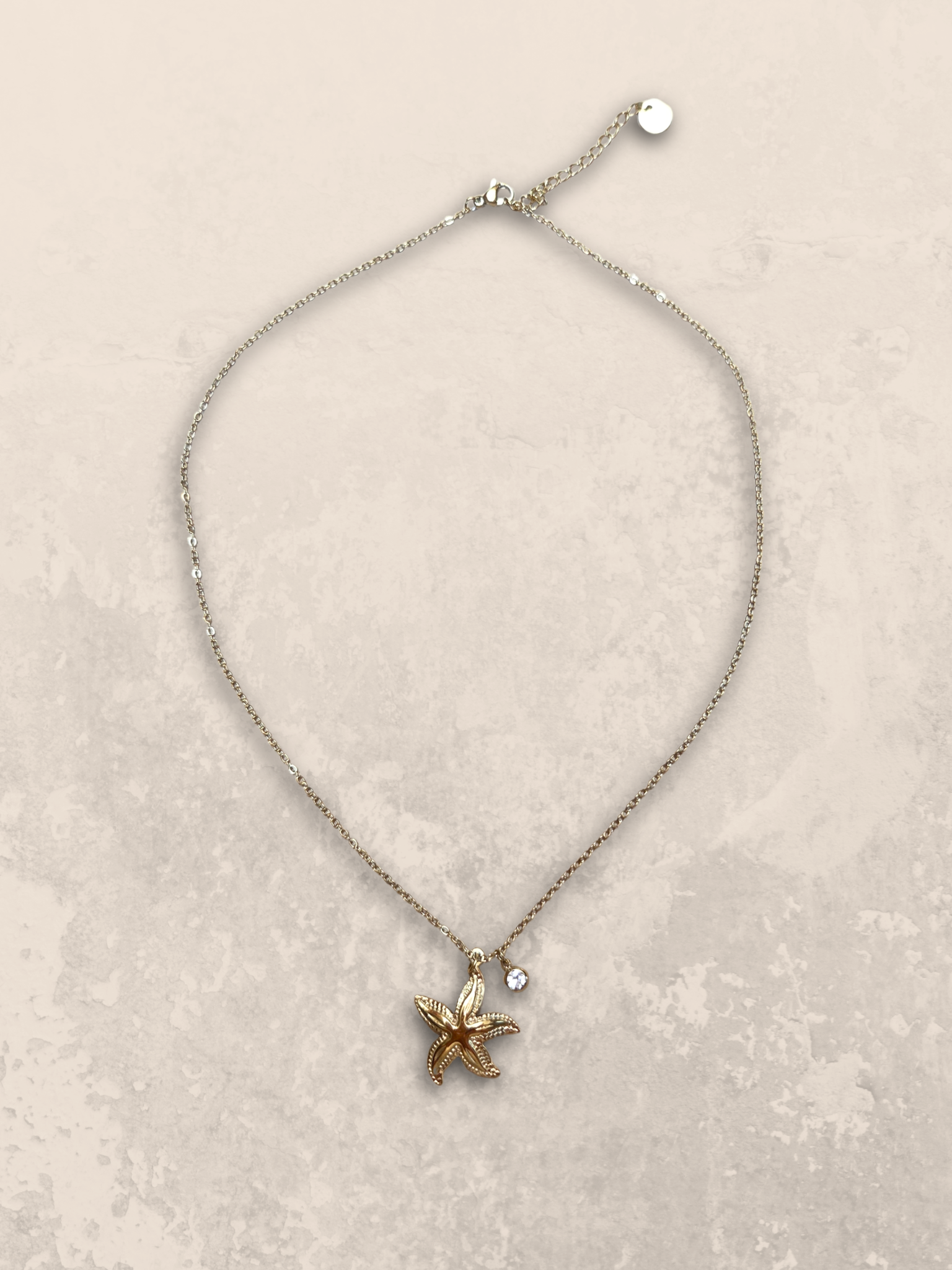 Mary Necklace