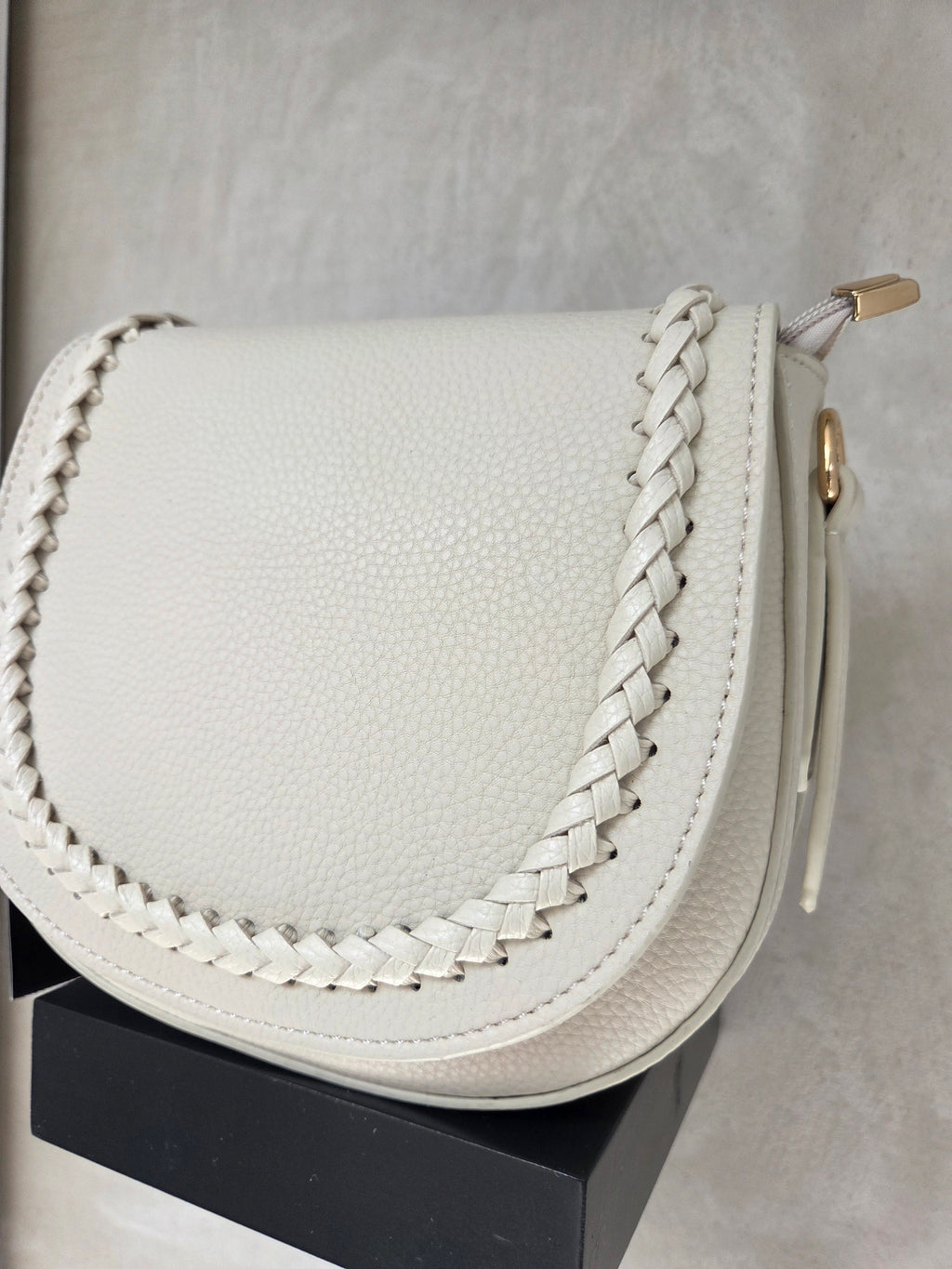 Amelie Crossbody Bag Beige