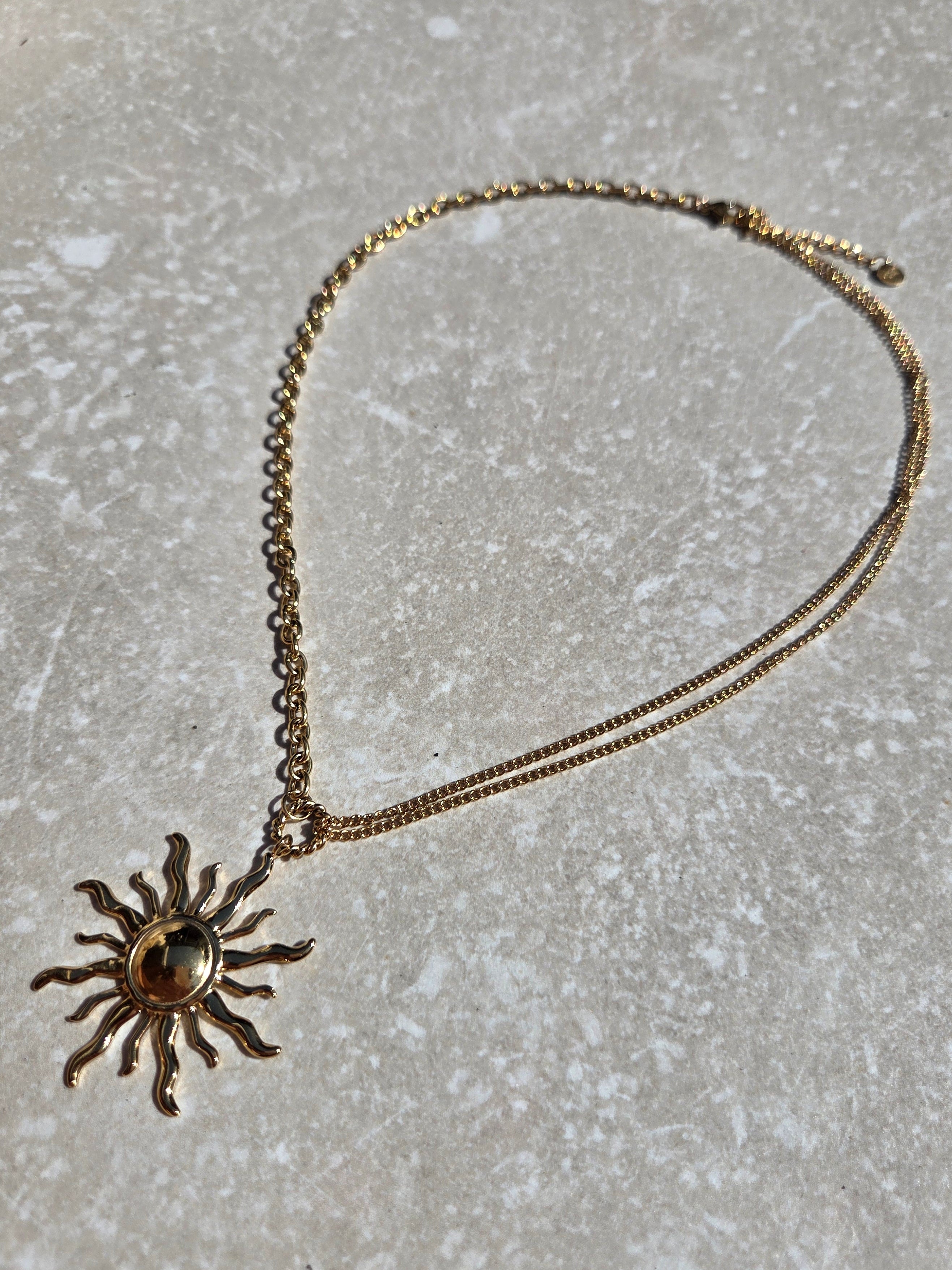 Chasing the sun necklace