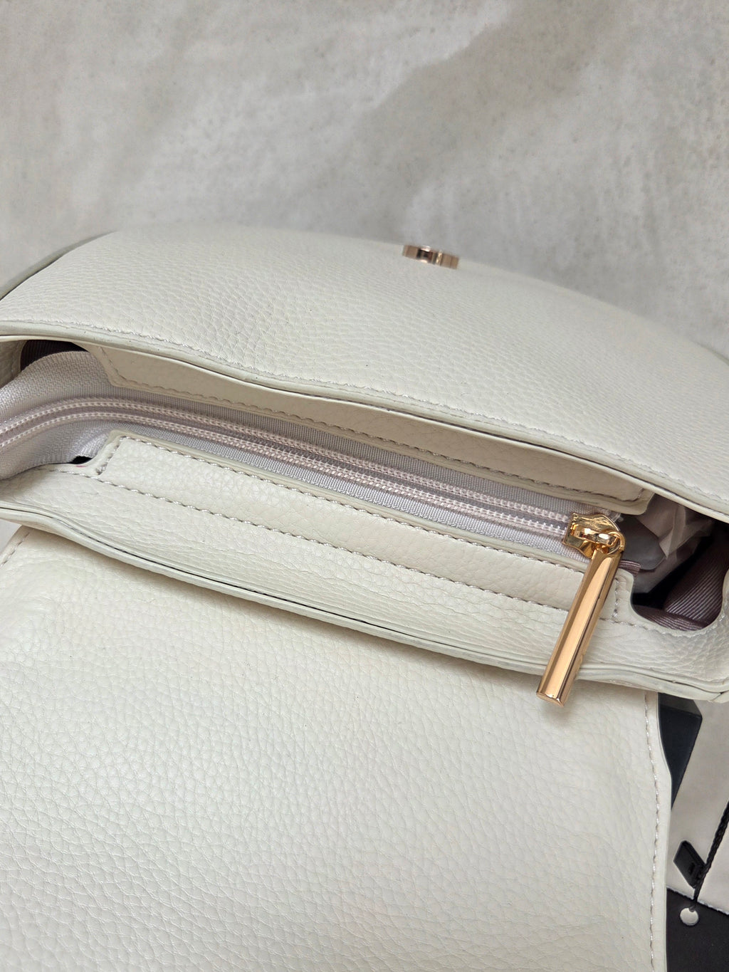 Amelie Crossbody Bag Beige
